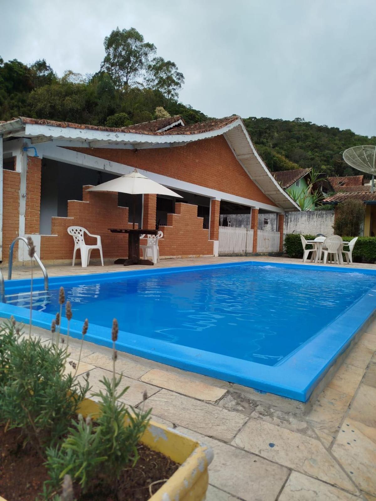 Caminito Hotel Santo Antônio do Pinhal Exterior foto